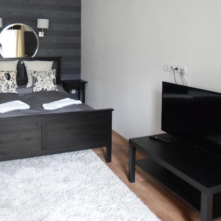 Luxury Apartment By Hi5-Varoshaz Suite Budapeşte Dış mekan fotoğraf
